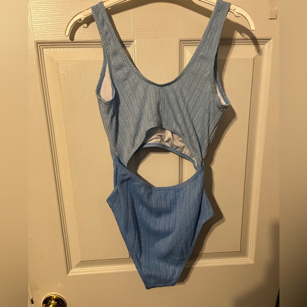One piece swimsuit